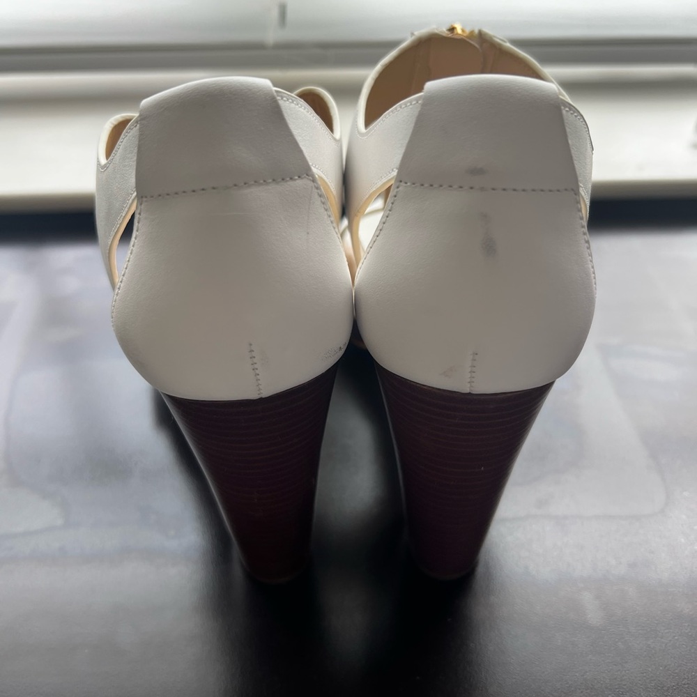 Michael Kors heels - Picture 3 of 5